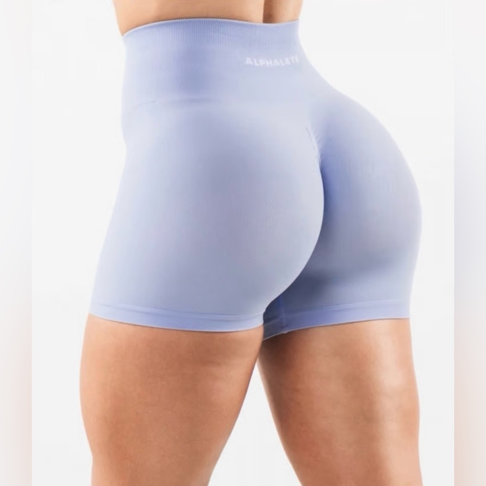 Alphalete - Amplify short 4.5”